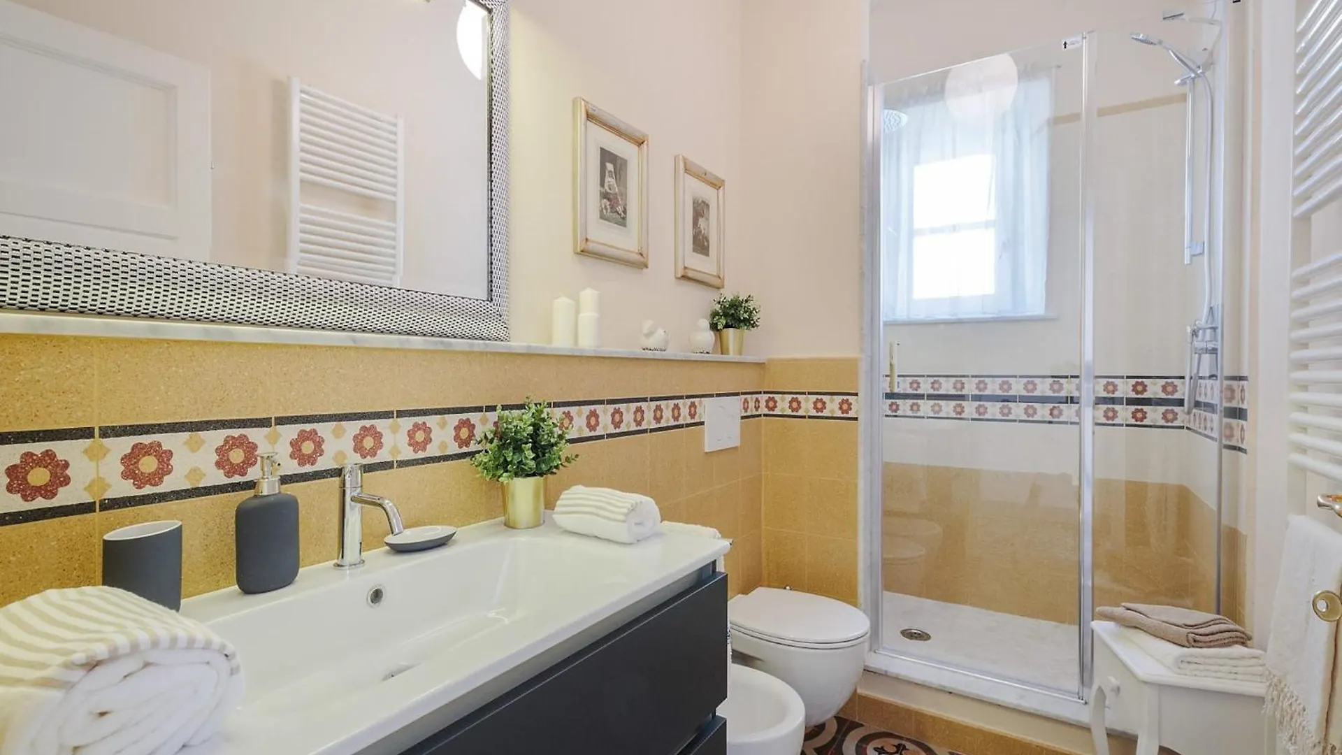 Tuscan Villa Near Lucca With Pool Marlia 0*,  Italien