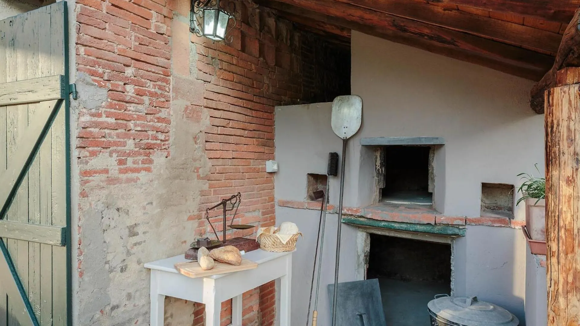 Tuscan Villa Near Lucca With Pool Marlia 0*,