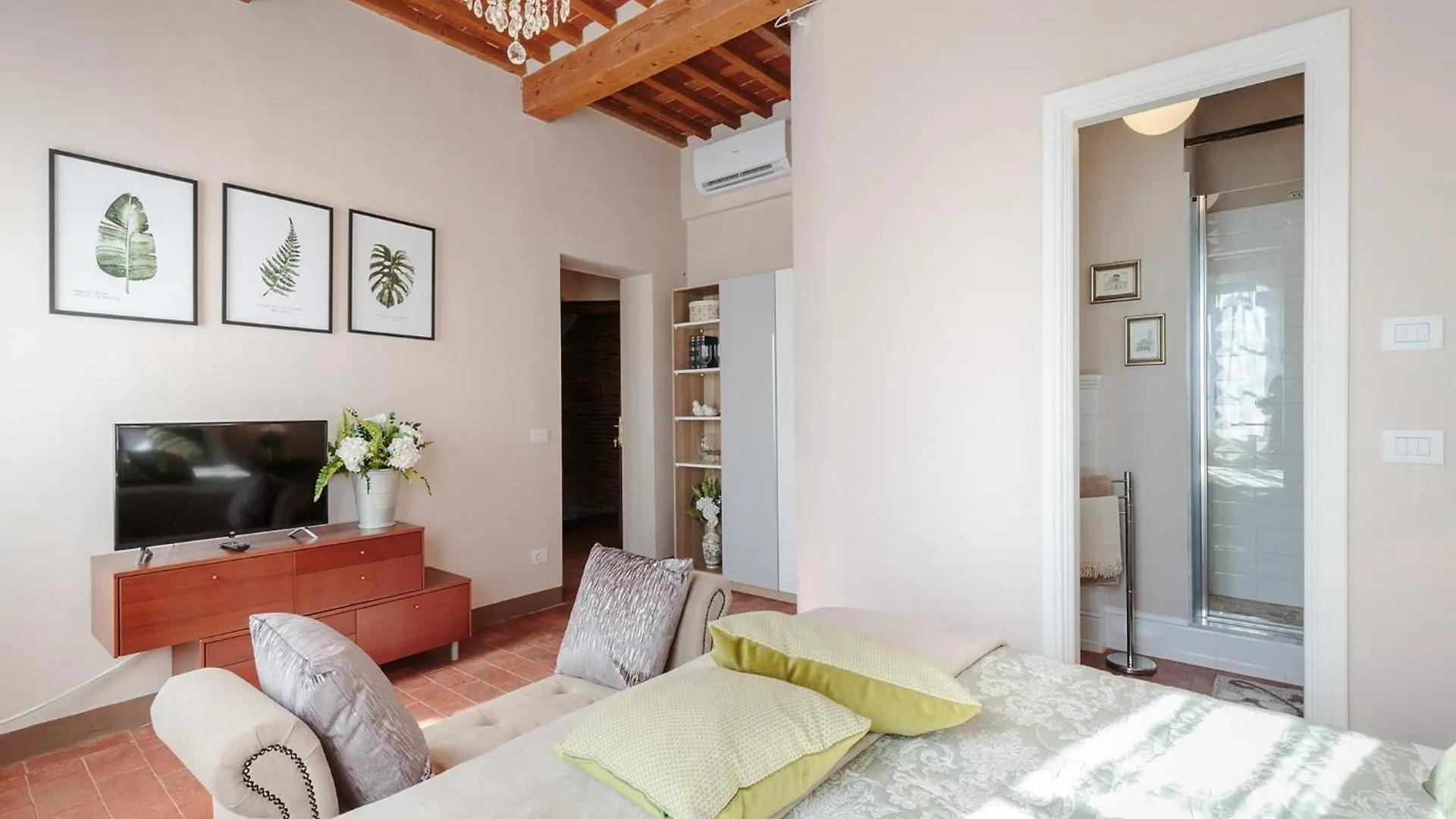 Tuscan Villa Near Lucca With Pool Marlia 0*,  Italien
